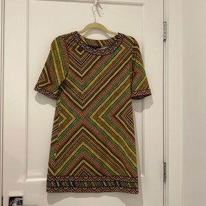 BCBG MAXAZRIA shift dress size Small Petite